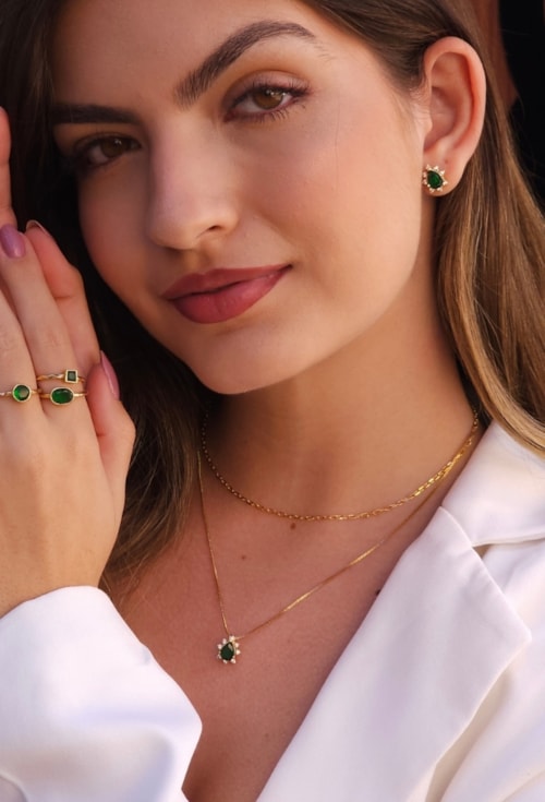 CONJUNTO GOTA CRAVEJADA ESMERALDA CJ130-O