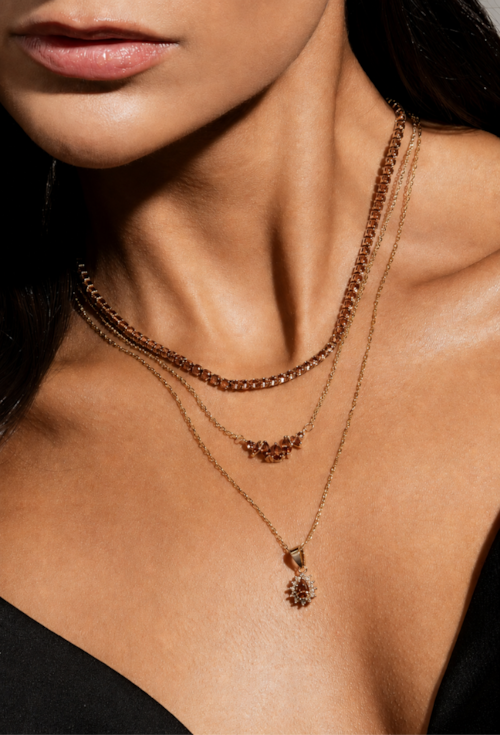 CONJUNTO GOTA CRAVEJADO COM ZIRCÔNIA CHOCOLATE BANHADO A OURO CJ219-O
