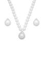 CONJUNTO GOTA PÉROLA SHELL CRAVEJADO BANHADO RÓDIO CJ198-R