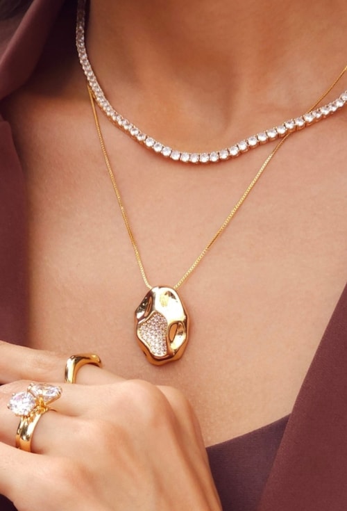 CONJUNTO ORGÂNICO CRAVEJADO ZIRCÔNIA BANHADO OURO CJ206-O