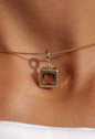 CONJUNTO QUADRADO CRAVEJADO COM PEDRA MARROM BANHADO A OURO CJ224-O