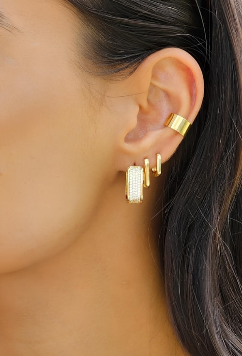 DUPLA DE ARGOLINHAS MINIMALISTAS NO OURO BM1680-O