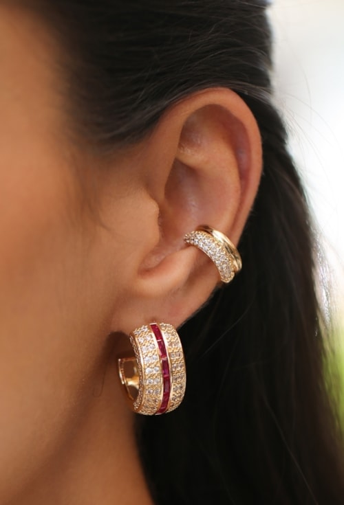 PIERCING ARGOLA CRAVEJADA OURO 18K 5 MILÉSIMOS BM2192-O