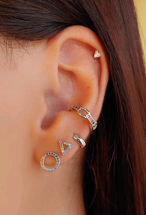 PIERCING FAKE COM ELOS E ZIRCÔNIAS COLORIDAS BM1029-R