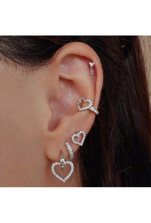 PIERCING FAKE DE CORAÇÃO CRAVEJADO NO RÓDIO BM994-R