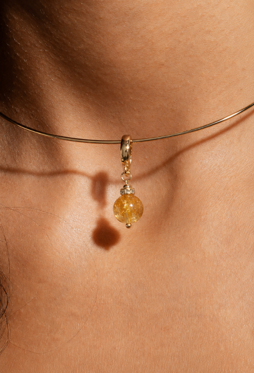 PINGENTE COM QUARTZO NATURAL BANHADO A OURO PG193-O