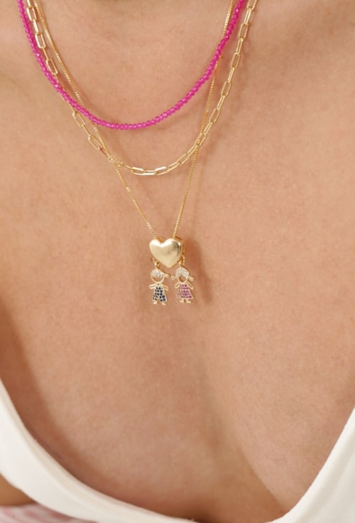 PINGENTE MENINO CRAVEJADO NO OURO PG010-O