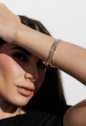 PULSEIRA COM PLACA RETANGULAR E ZIRCÔNIAS BANHADA A OURO PM636-O