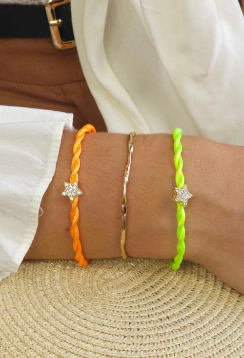 PULSEIRA DE CETIM VERDE COM ESTRELA CRAVEJADA PM117-O