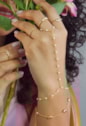 PULSEIRA DE MÃO DELICADA COM PÉROLAS NO OURO PM491-O