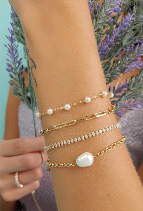 PULSEIRA DE PÉROLAS NO OURO PM029-O PULSEIRA DE PÉROLAS NO OURO PM029-O