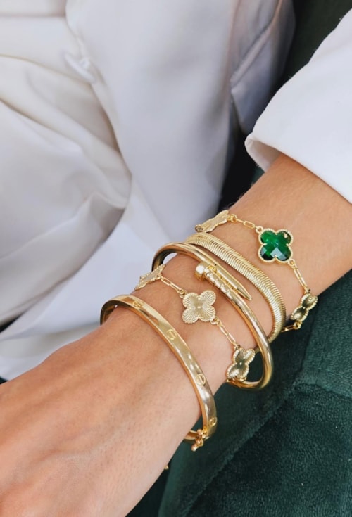 PULSEIRA DE TREVO COM PEDRA ESMERALDA PM245-O