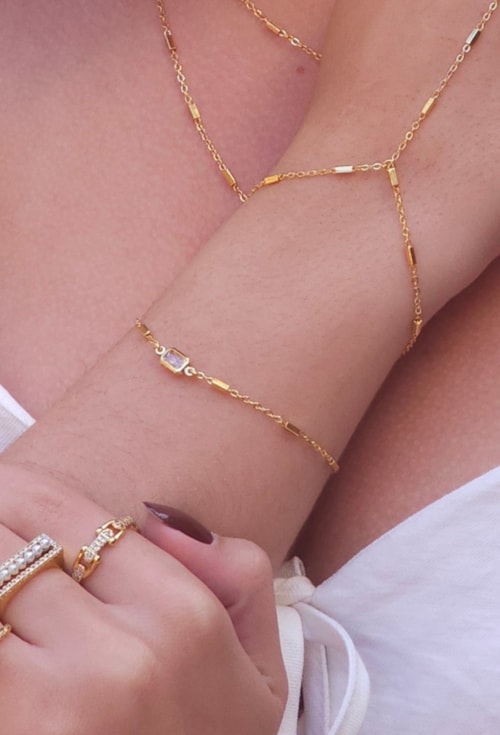 PULSEIRA DELICADA COM PEDRA CRISTAL PM483-O