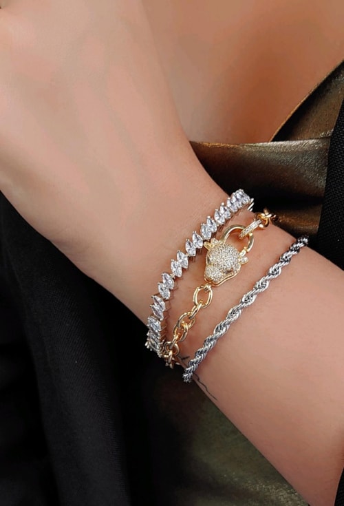 PULSEIRA INSPIRAÇÃO PANTERA CRAVEJADA DE ELOS PM157-O