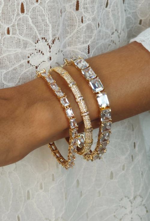 PULSEIRA RIVIERA DOURADA COM PEDRAS CRISTAL QUADRADAS PM518-O