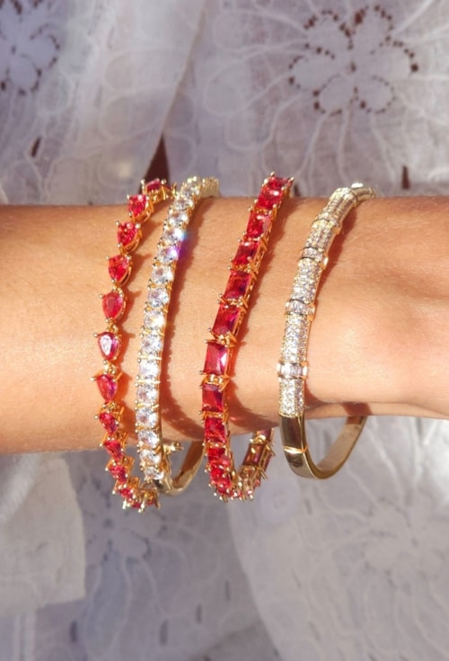 PULSEIRA RIVIERA EM GOTAS COM ZIRCÔNIAS RUBELITA PM516-O